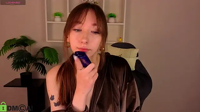 Miche1le Allenne online show from 04-21-26, 03:02