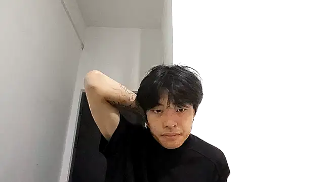 Snapshot of junjun1189 chatting on 04-18-26, 01:20 junjun1189 online show from 04-18-26, 01:20