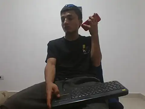 yissus 20  online show from 11-25-25, 10:43