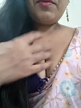 Sofia-ex online show from 10-31-25, 05:08