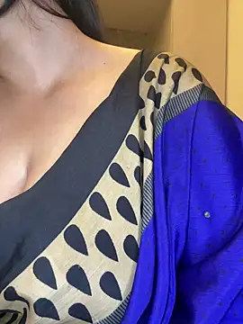 annanya01 online show from 04-20-26, 06:42