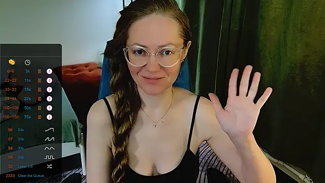 Snapshot of _Goldilocks_ chatting on 09-22-25, 07:10  Goldilocks  online show from 09-22-25, 07:10