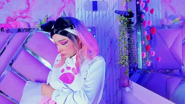 Akane Hikari  online show from 04-20-26, 05:32