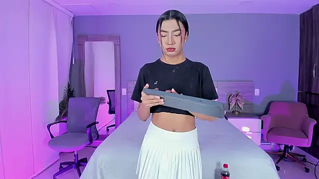 Alaiaguerra online show from 11-06-25, 07:37