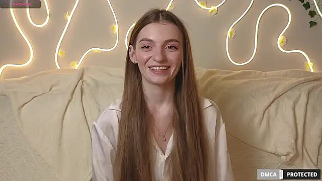 Alice-Meow online show from 09-25-25, 03:49