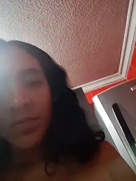 Snapshot of Amber-Sweett chatting on 10-22-25, 03:40 Amber-Sweett online show from 10-22-25, 03:40
