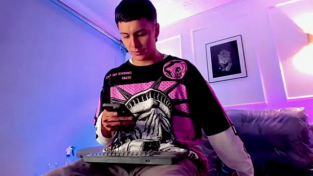 Leo santoro online show from 04-18-26, 01:48