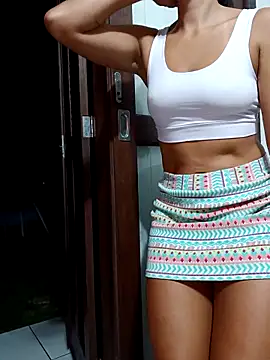 cicinha3657 online show from 03-27-26, 04:29