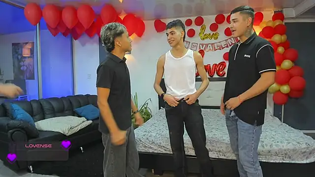 Bisexlifehot   online show from 02-19-26, 11:23