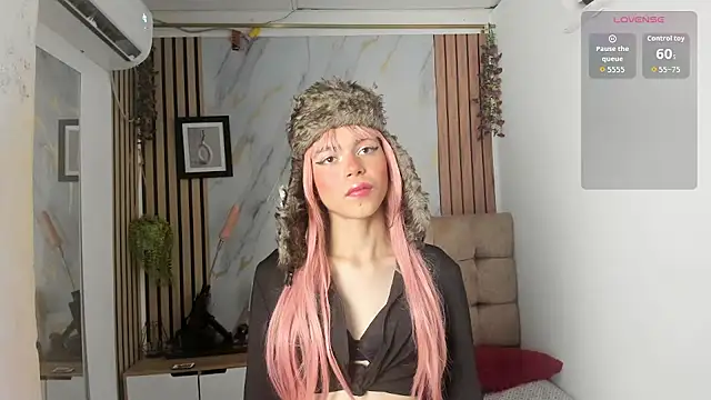 Vanessa Jenner online show from 05-14-26, 08:37
