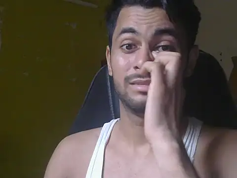 Snapshot of ursdreamperson chatting on 07-07-26, 07:56 ursdreamperson online show from 07-07-26, 07:56