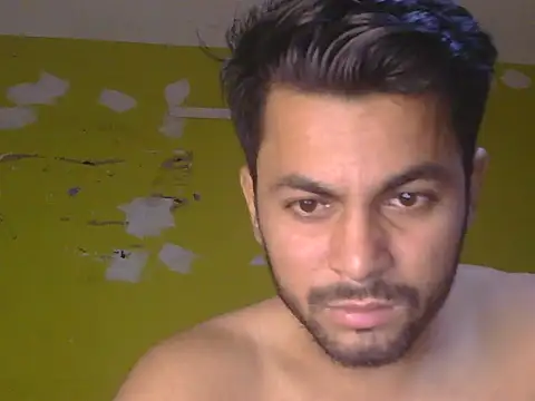 Snapshot of ursdreamperson chatting on 07-14-26, 02:05 ursdreamperson online show from 07-14-26, 02:05