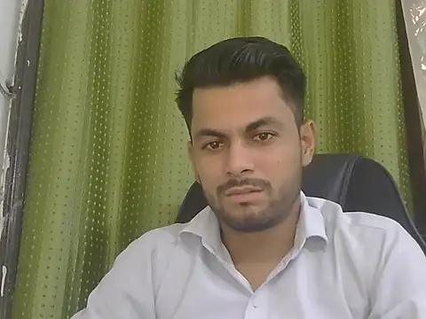 Snapshot of ursdreamperson chatting on 07-21-26, 12:57 ursdreamperson online show from 07-21-26, 12:57