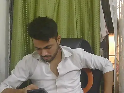 Snapshot of ursdreamperson chatting on 07-26-26, 02:31 ursdreamperson online show from 07-26-26, 02:31