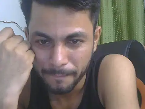 Snapshot of ursdreamperson chatting on 07-28-26, 02:51 ursdreamperson online show from 07-28-26, 02:51