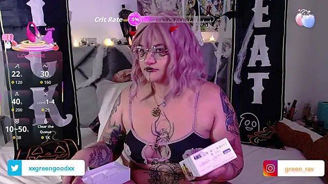 XxGreenGoodxX online show from 10-28-25, 09:50