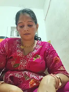 Snapshot of Chhaya_hot chatting on 06-02-26, 04:09 Chhaya hot online show from 06-02-26, 04:09