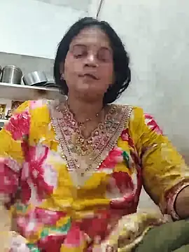 Snapshot of Chhaya_hot chatting on 06-04-26, 02:28 Chhaya hot online show from 06-04-26, 02:28