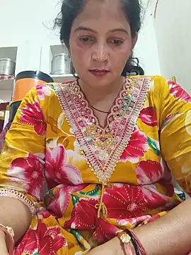 Snapshot of Chhaya_hot chatting on 06-07-26, 01:21 Chhaya hot online show from 06-07-26, 01:21