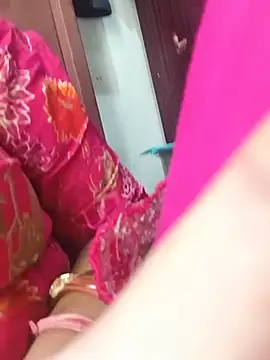 Snapshot of Chhaya_hot chatting on 06-08-26, 03:51 Chhaya hot online show from 06-08-26, 03:51