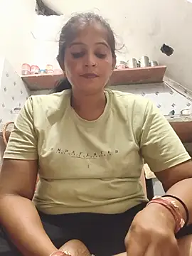 Snapshot of Chhaya_hot chatting on 06-11-26, 05:00 Chhaya hot online show from 06-11-26, 05:00