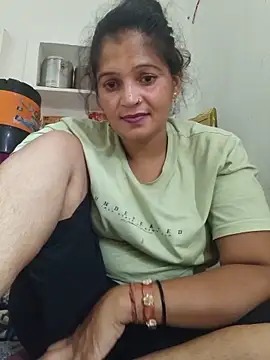 Snapshot of Chhaya_hot chatting on 06-14-26, 02:24 Chhaya hot online show from 06-14-26, 02:24