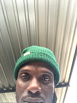 Snapshot of cuminsidebby chatting on 10-19-25, 11:55 cuminsidebby online show from 10-19-25, 11:55