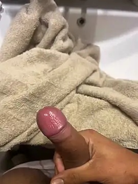 youyou933 online show from 10-07-25, 03:20