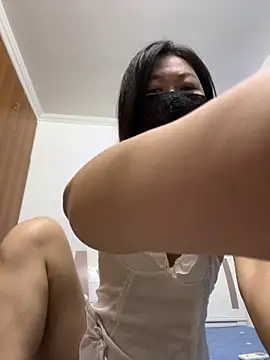 Mei-s online show from 09-24-25, 02:37