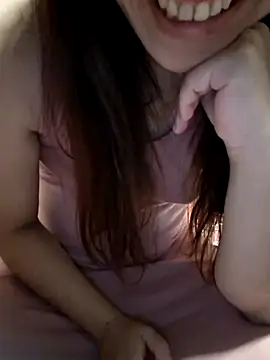 hihiakiko online show from 10-18-25, 03:13