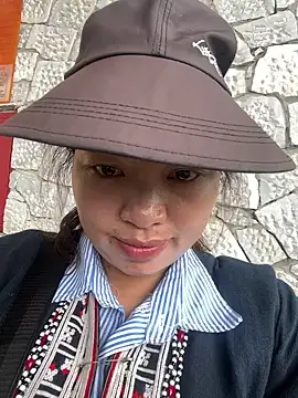 Nhung584 online show from 09-18-25, 05:42