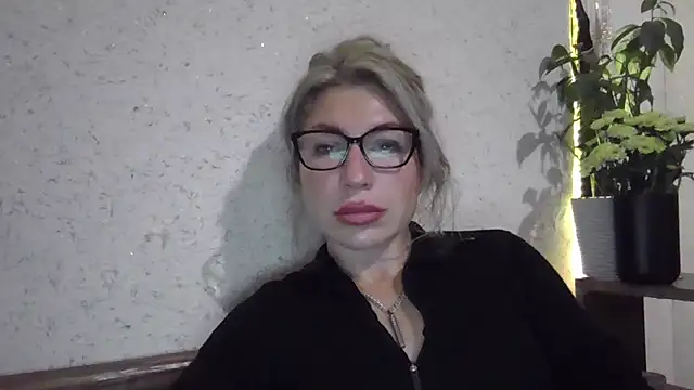 fox red lady7 online show from 11-27-25, 08:55