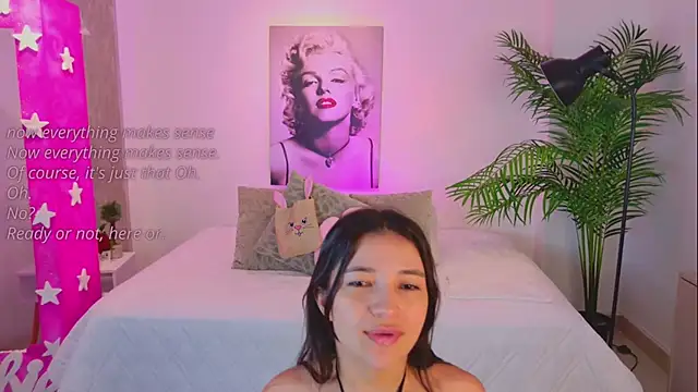 LUNAA    online show from 04-07-26, 03:29