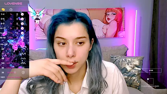 SophieAsh online show from 10-21-25, 08:04