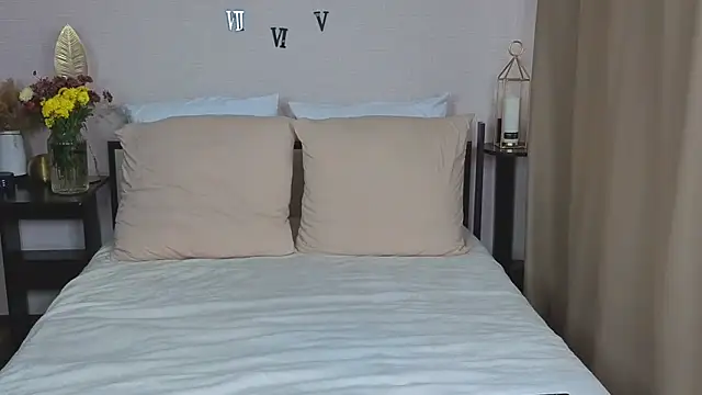 KathrynBrooks online show from 09-09-25, 12:26