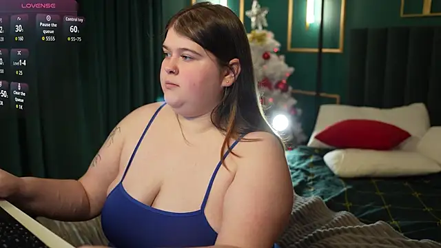 Mia Ray online show from 01-14-26, 05:51