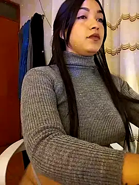 FallsForHerSmile online show from 03-26-26, 06:08