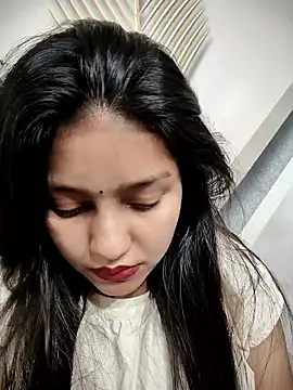 Dipali143143 online show from 05-15-26, 07:21