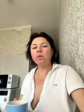 Kiravix online show from 10-21-25, 06:25