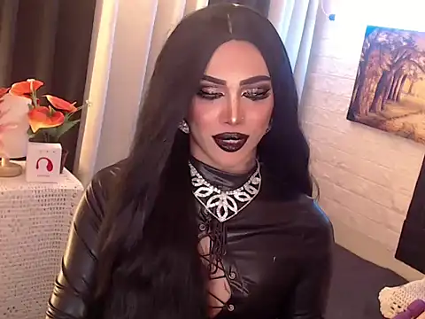 Snapshot of Your_valentina_goddess chatting on 09-30-25, 02:00 Your valentina goddess online show from 09-30-25, 02:00