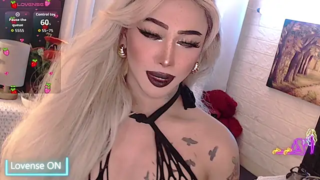 Snapshot of Your_valentina_goddess chatting on 10-09-25, 10:08 Your valentina goddess online show from 10-09-25, 10:08