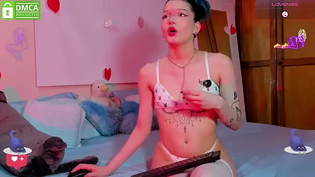 Bluedarkelf888 online show from 02-14-26, 12:07