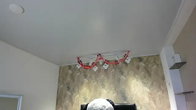 Saya Amaretto1 online show from 10-10-25, 07:02