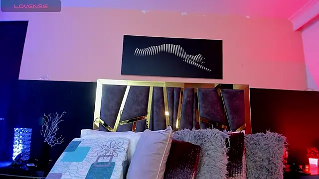 ScarletTorres online show from 11-23-25, 04:40