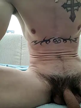 Snapshot of Henz007 chatting on 10-01-25, 10:43 Henz007 online show from 10-01-25, 10:43