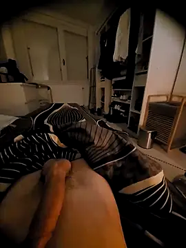 Henz007 online show from 04-05-26, 11:02