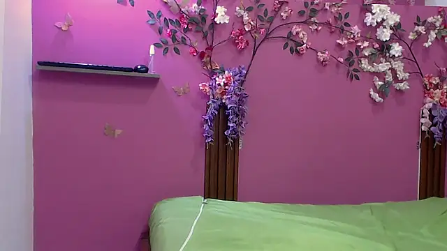 skinnybarbie022 online show from 01-10-26, 12:23