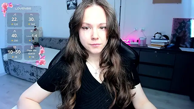 cute little ass online show from 02-28-26, 06:58