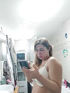 Snapshot of Alisasex@xh chatting on 03-12-26, 08:42 Alisasexxh online show from 03-12-26, 08:42