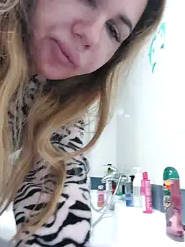 Snapshot of Alisasex@xh chatting on 03-13-26, 05:08 Alisasexxh online show from 03-13-26, 05:08